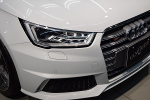 アウディ S1