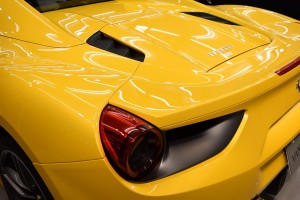 フェラーリ 488 Spider