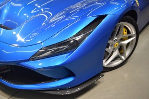 フェラーリ F8 Tributo