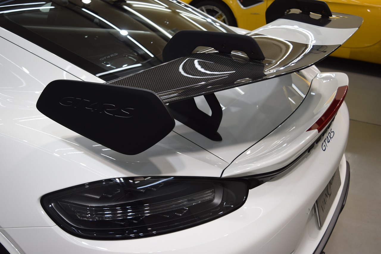 ポルシェ 718 GT4RS WEISSACH